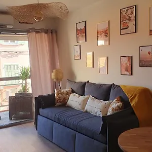 And Pour 2 A 3 Personnes Appartement